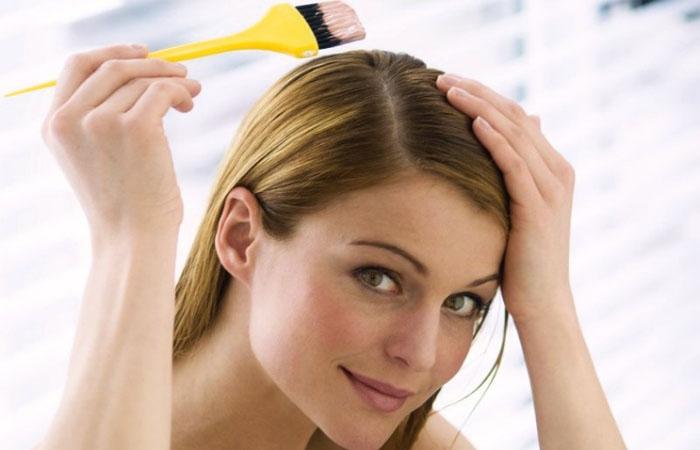 Как восстановить цвет волос на голове