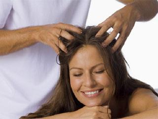 Польза массажа головы для роста волос